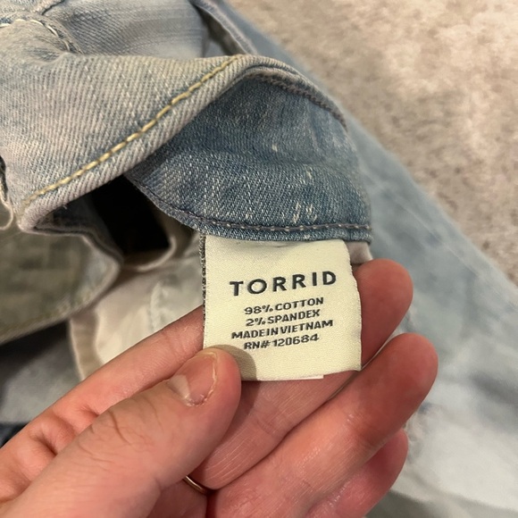 Torrid Boyfriend Distressed Denim Jean Shorts - Picture 9 of 10